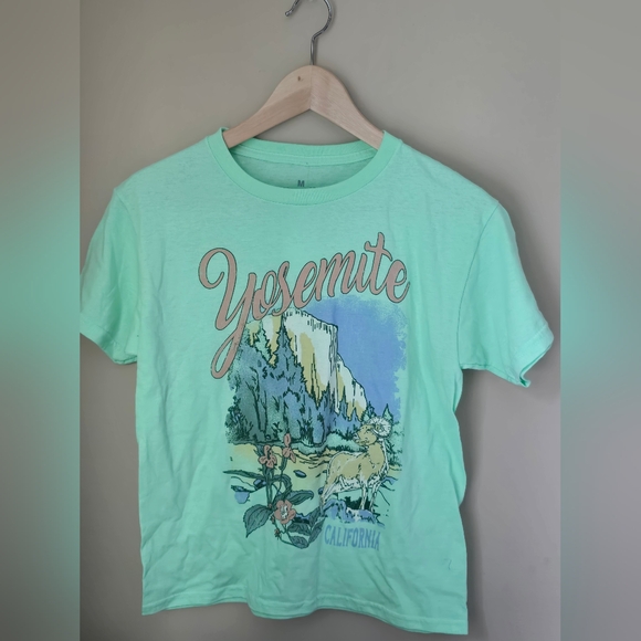 Yosemite Tee - Picture 1 of 4